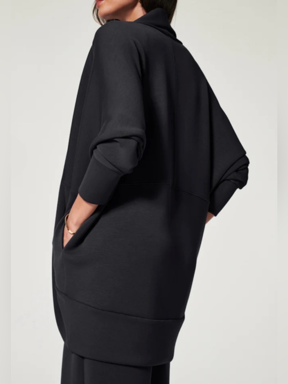 Spanx AirEssentials Cocoon Cardigan in Black in Size XL/ 1X - Picture 3 of 10